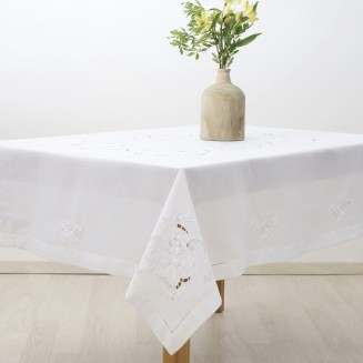Τραπεζομάντηλο Κεντητό 165x220 Dimeco 4003 White Με 8 Πέτσέτες