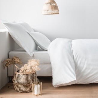 Σεντόνι Ξενοδοχείου Σατέν-ρίγα 220x250  80%cotton 20%polyester  Πεννιέ 220tc Astron Italy