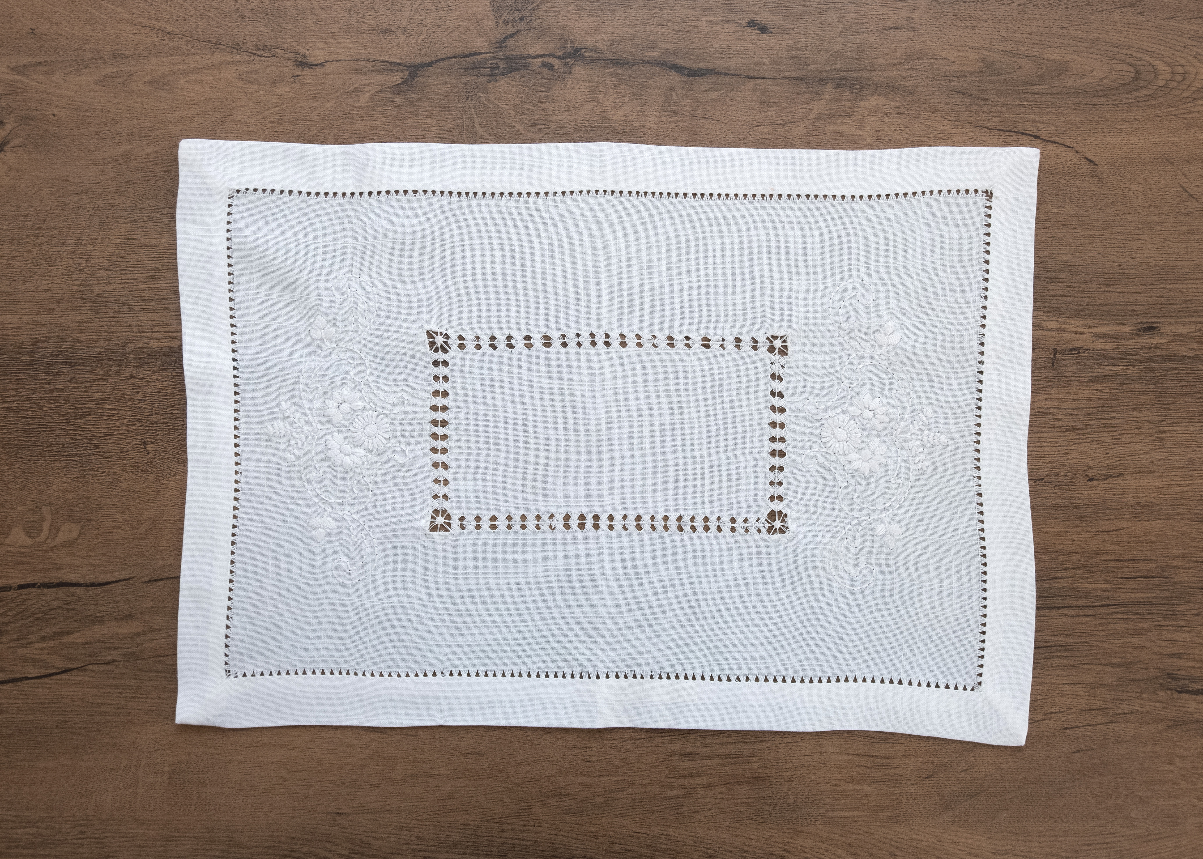 Σουπλά Φαγητού κεντημα 35x50  Dimeco 9008 Off White