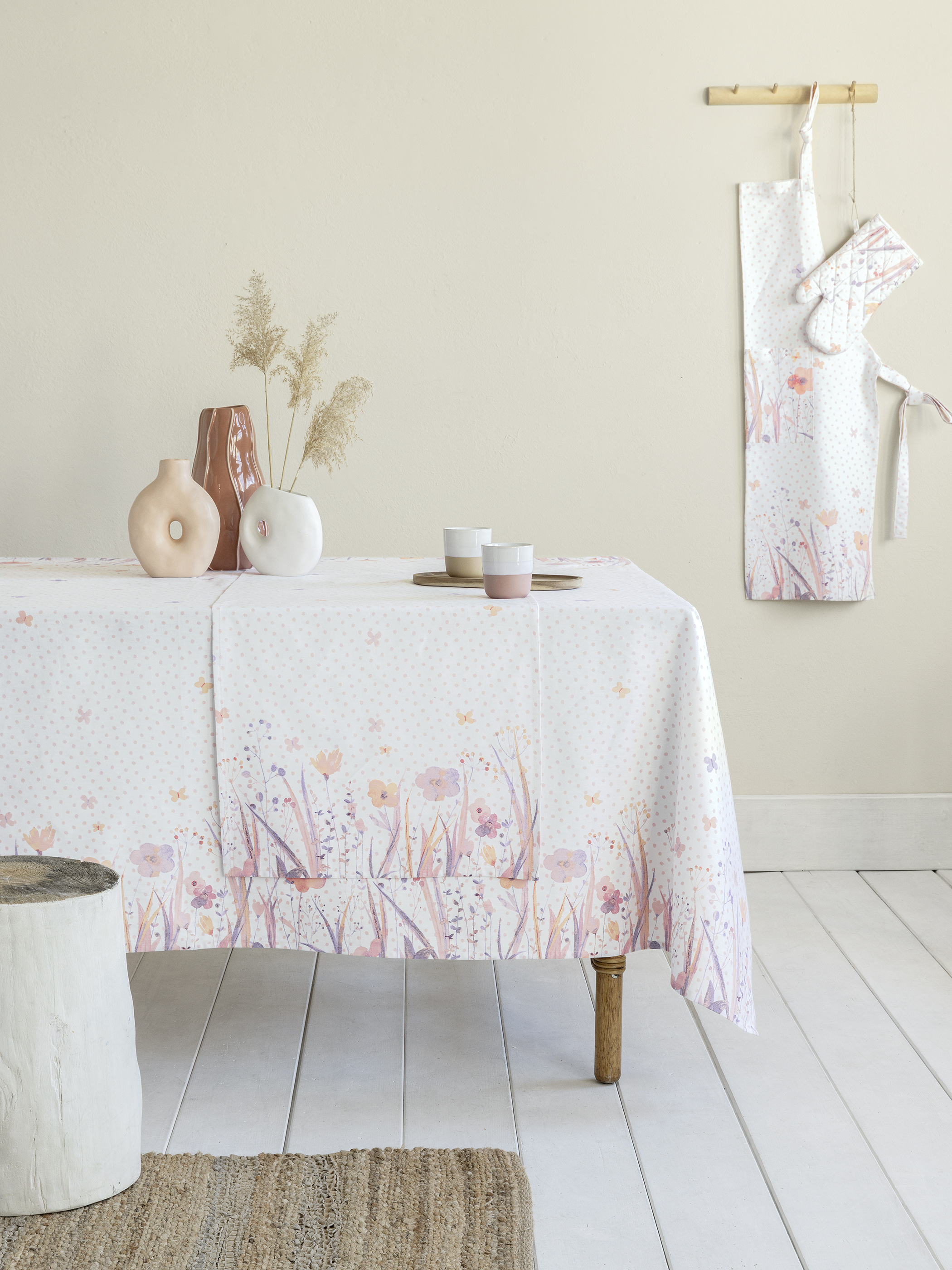 Τραπεζομάντηλο 150x150 - Laurel