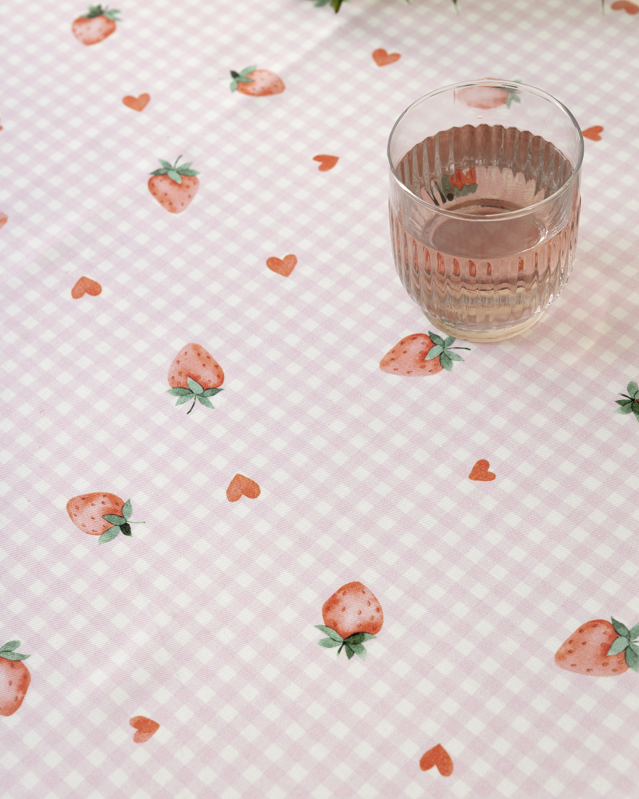 Τραπεζομάντηλο 140x240 - Strawberry Love