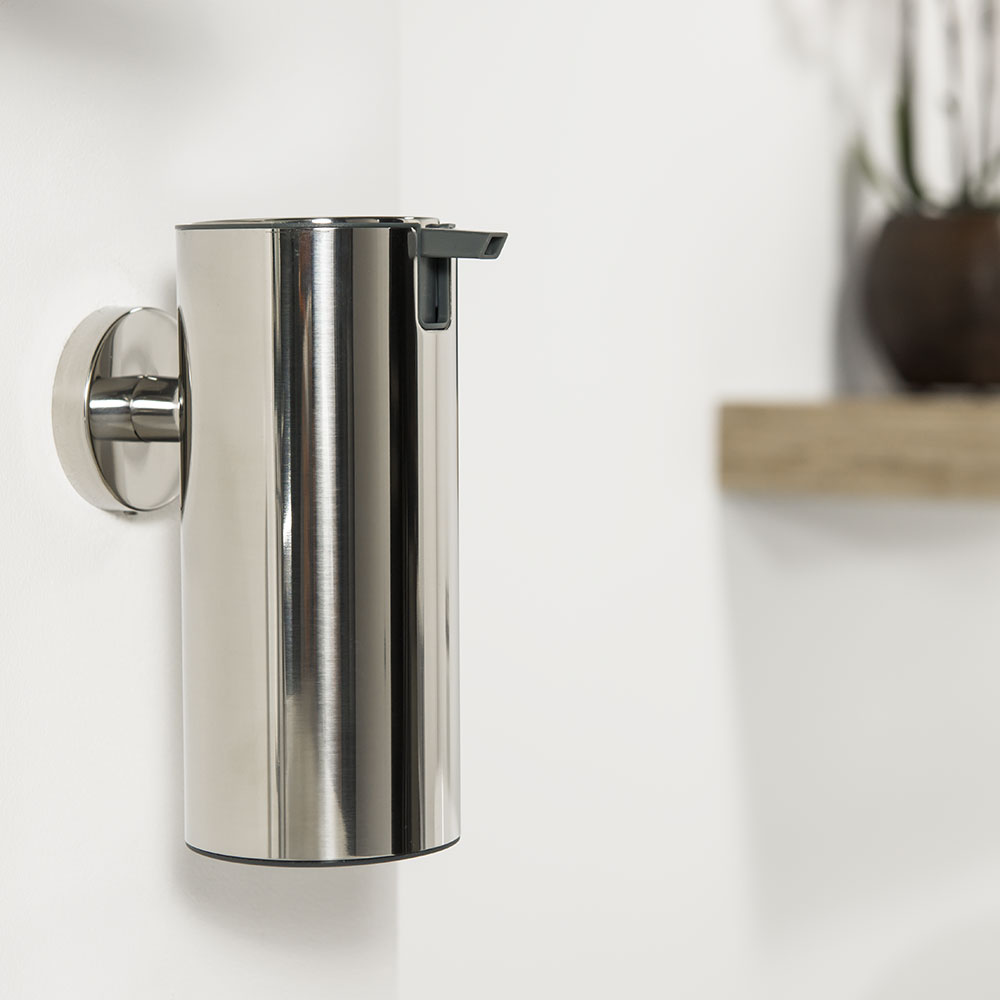 Tiger Boston Δοχείο Κρεμοσάπουνου Επιτοίχιο 240 ml Polished stainless steel 306330346