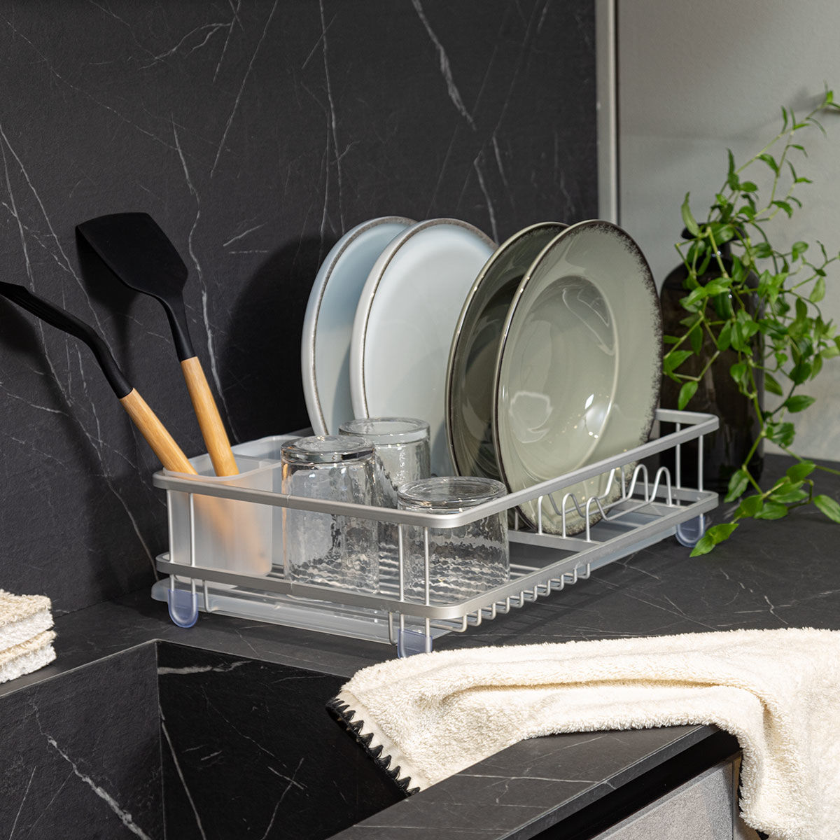 ESTIA ΠΙΑΤΟΘΗΚΗ ΑΛΟΥΜΙΝΙΟΥ ΜΕ ΔΙΑΦΑΝΗ ΔΙΣΚΟ