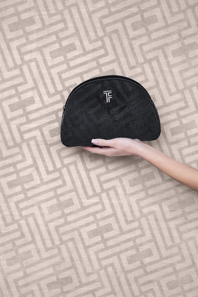 Νεσεσέρ Icon Black