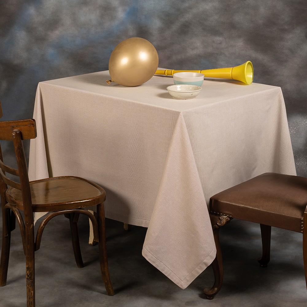 ΤΡΑΠΕΖΟΜΑΝΤΗΛΟ LUISE BEIGE 150Χ300