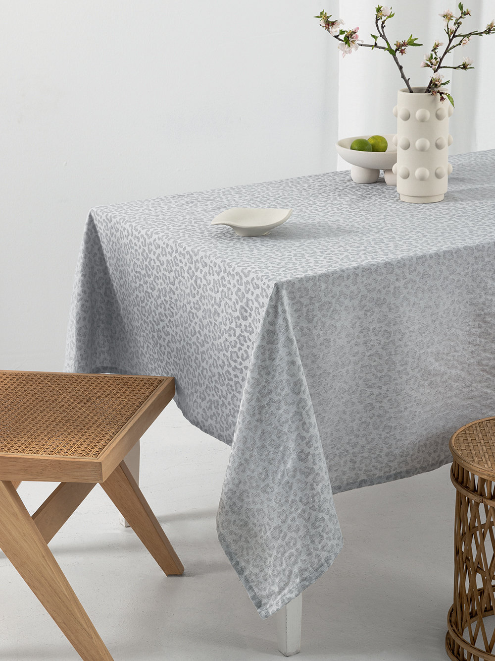 Τραπεζομάντηλο Αλεκιαστο Formal Dinner 175x260 LITA GREY