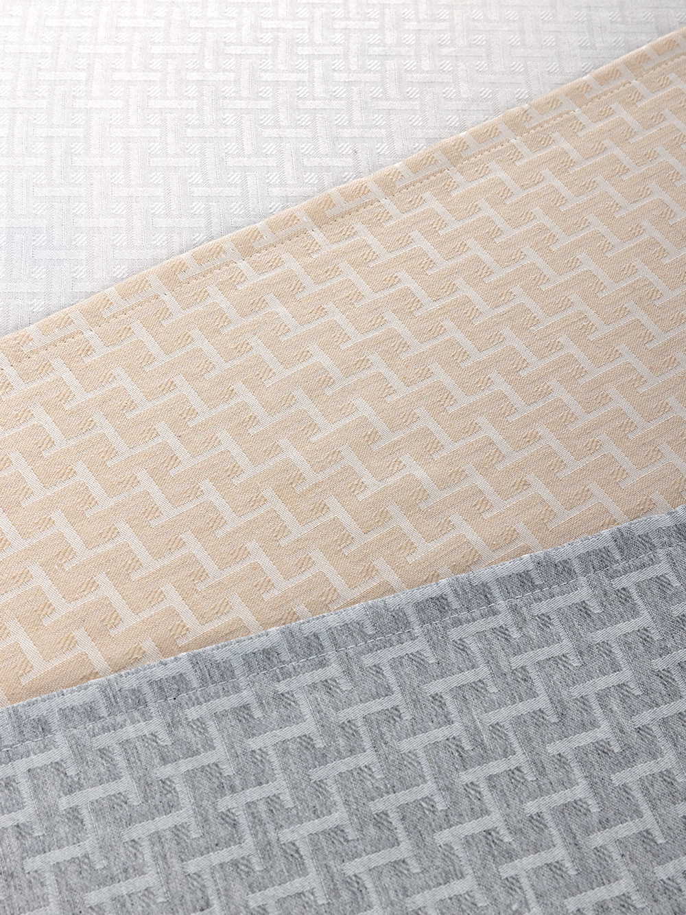 Τραπεζομάντηλο Αλεκιαστο Formal Dinner 175x320 MILLY GREY