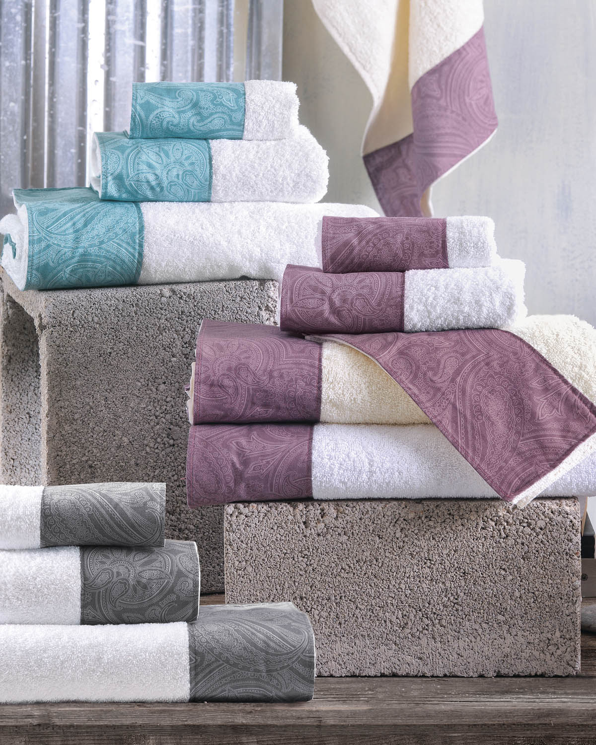 CHARISMA ΤΙΡΚΟΥΑΖ - ΣΕΤ ΠΕΤΣΕΤΕΣ 3ΤΕΜ. ΣΕΤ 3 ΤΕΜΑΧΙΩΝ (30X50, 50X90, 80X150) ΣΥΣΚΕΥΑΣΙΑ ΚΟΥΤΙΟΥ ΤΙΡΚΟΥΑΖ