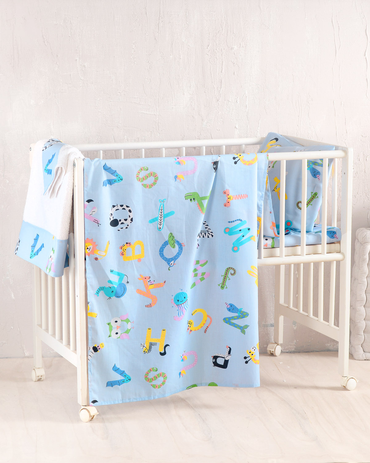 LETTERLAND ΜΠΛΕ - ΠΑΠΛΩΜΑ ΒΡΕΦΙΚΟ ΜΠΛΕ