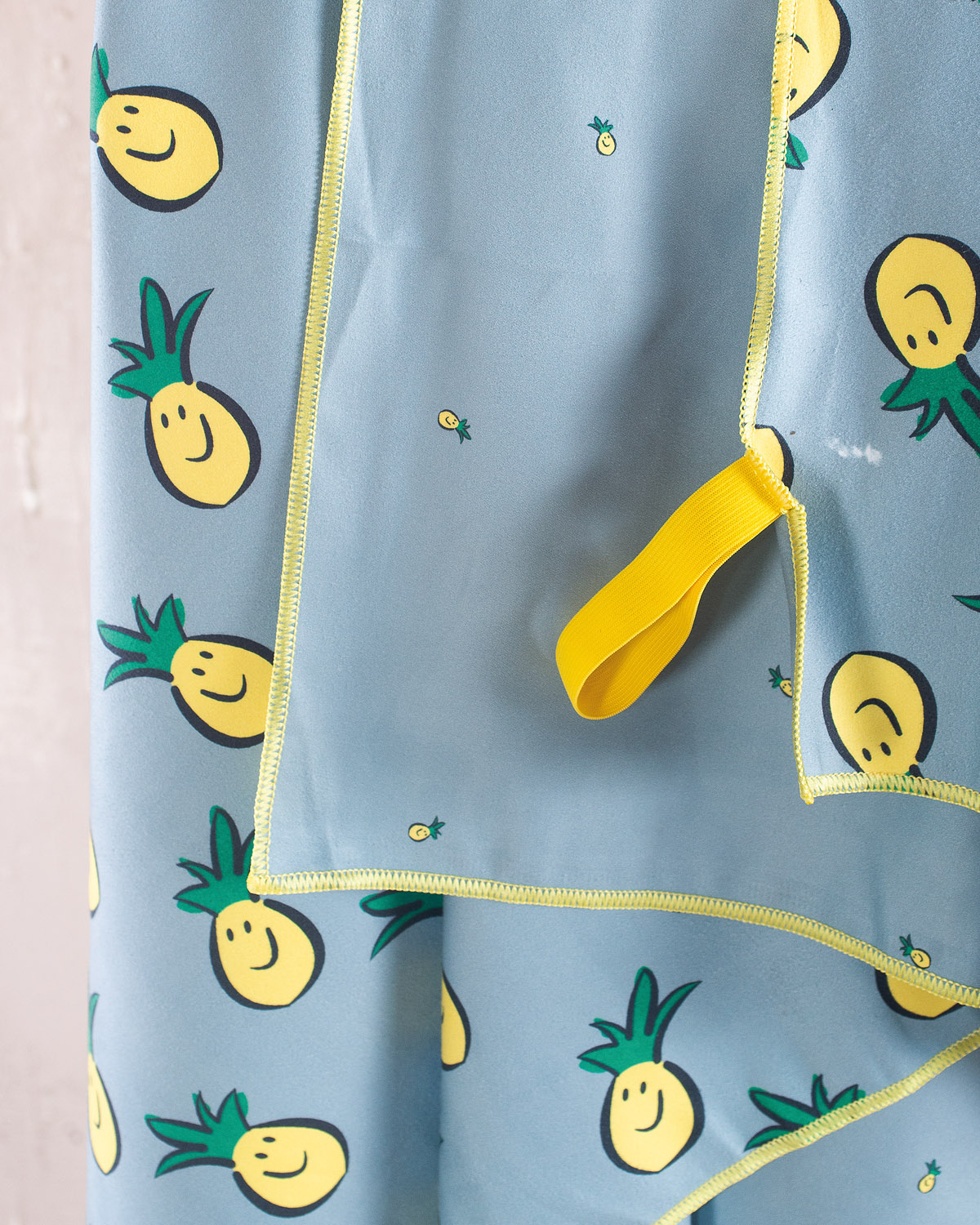 TIKA ΒΕΡΑΜΑΝ - ΠΕΤΣΕΤΑ ΘΑΛΑΣΣΗΣ