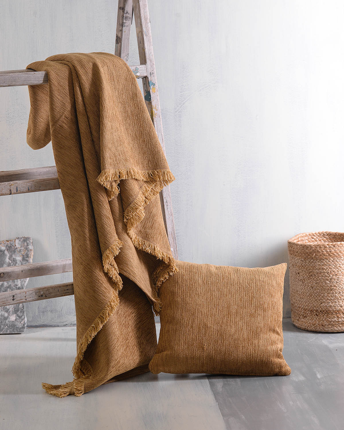 ESSIE - ΡΙΧΤΑΡΙ 180X330 ΩΧΡΑ ΩΧΡΑ