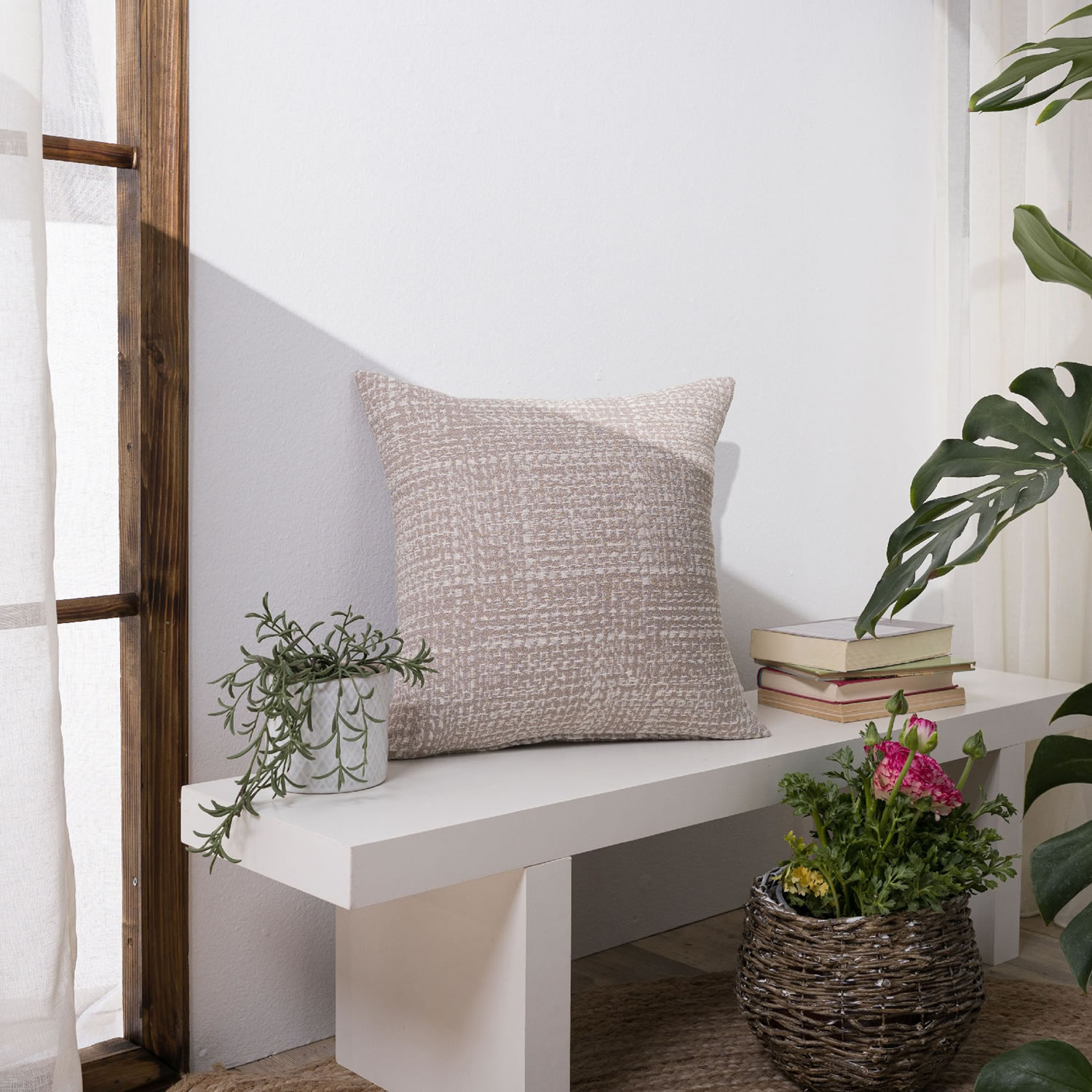 Μαξιλαροθήκη Belluno 02 - 65x65cm δαπέδου με γέμιση