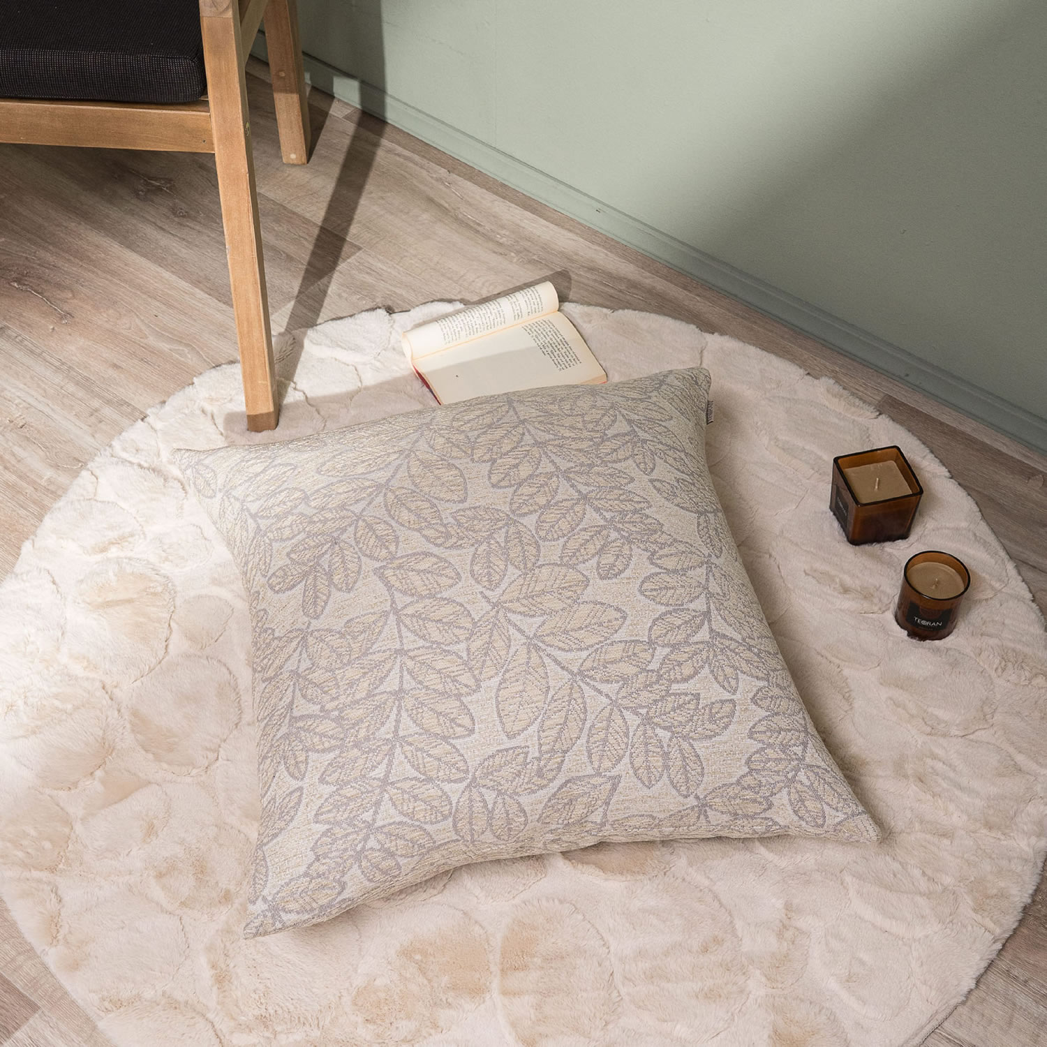 Μαξιλαροθήκη Charlotte 07 - 65x65cm δαπέδου με γέμιση