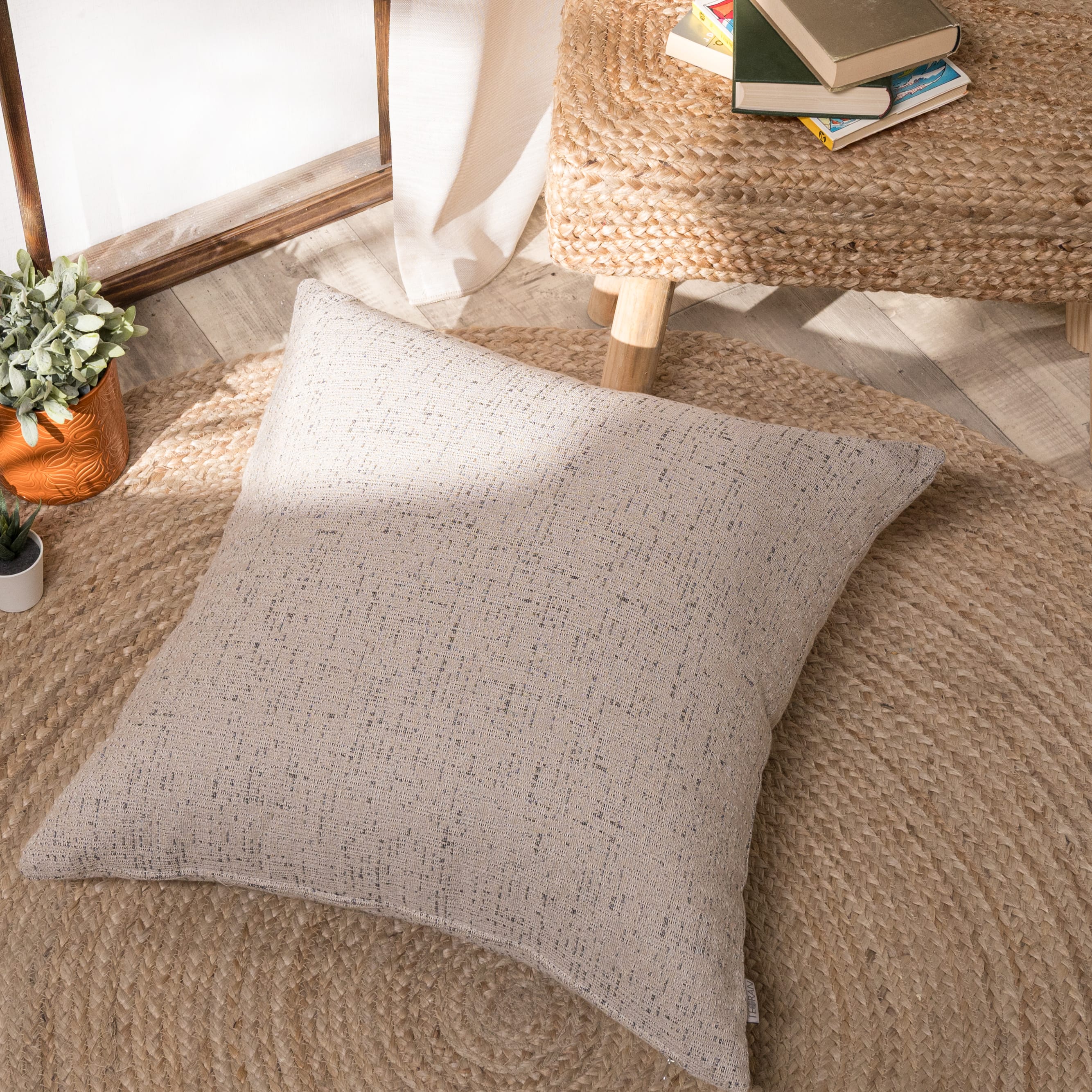 Μαξιλαροθήκη Forli 02 - 65x65cm δαπέδου