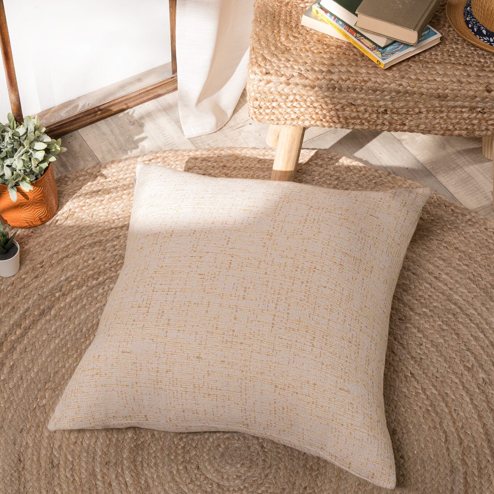 Μαξιλαροθήκη Forli 14 - 65x65cm δαπέδου με γέμιση