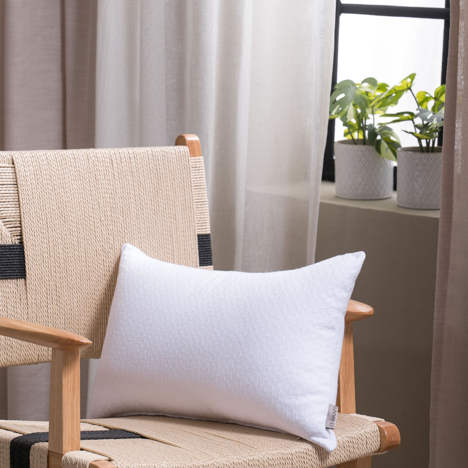 Μαξιλαροθήκη Pesaro 00 - 65x65cm δαπέδου με γέμιση