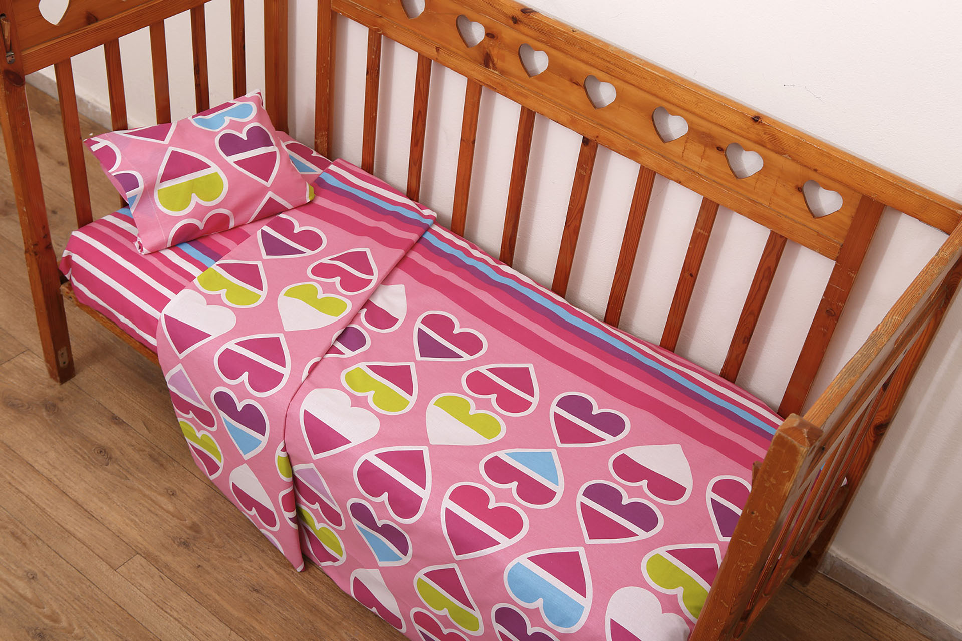 Σετ Σεντόνια Λίκνου 80x100 Καρδιές Φούξια