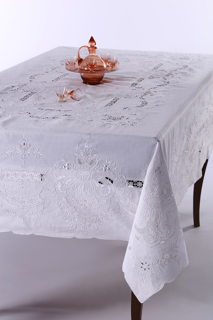 Χειροποίητο τραπεζομάντηλο 6011 (170cm x 220cm)
