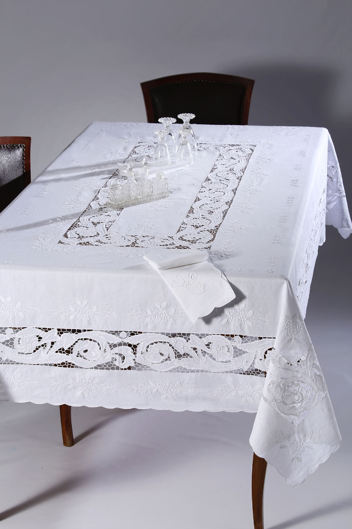 Χειροποίητο τραπεζομάντηλο 9895 (170cm x 220cm)