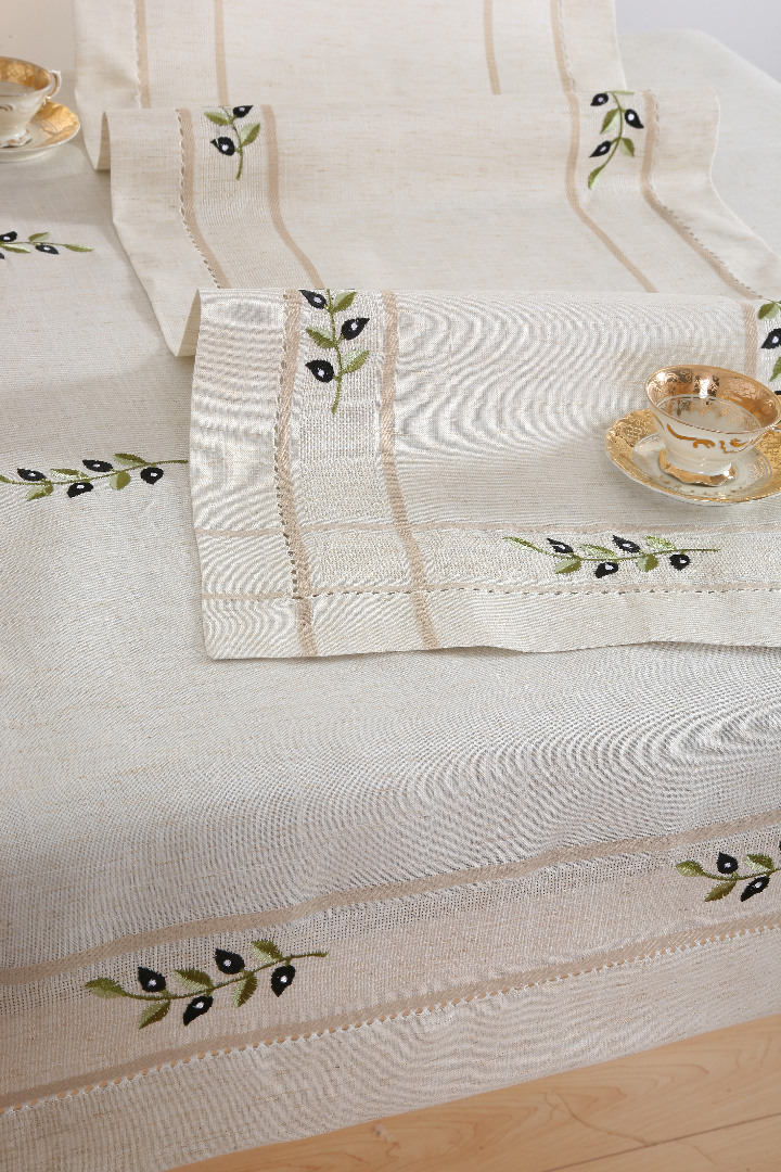 Τραπεζομάντηλα 2056 (160cm x 250cm)