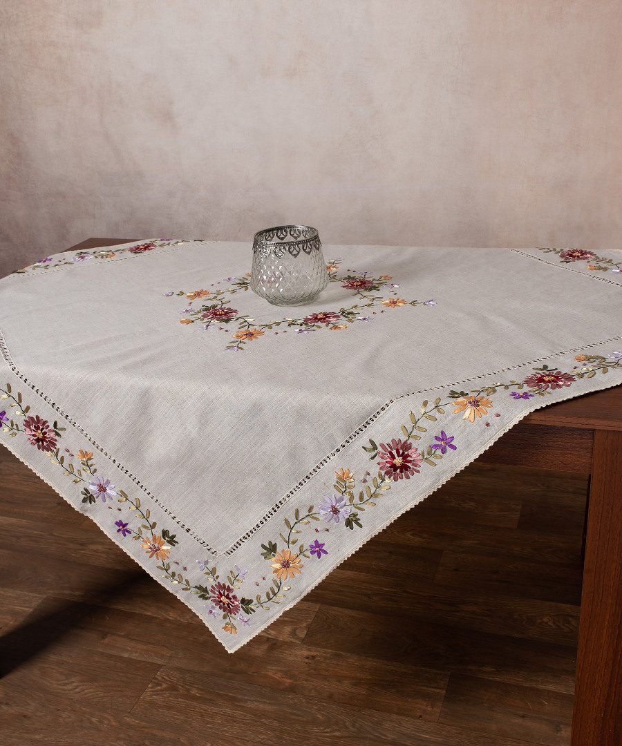 Τραπεζοκαρέ ροκοκό (135cm x 135cm) 4338 Τραπεζοκαρέ ροκοκό (135cm x 135cm) 4338