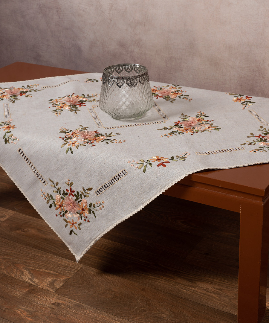 Τραπεζοκαρέ ροκοκό (135cm x 135cm) 4670