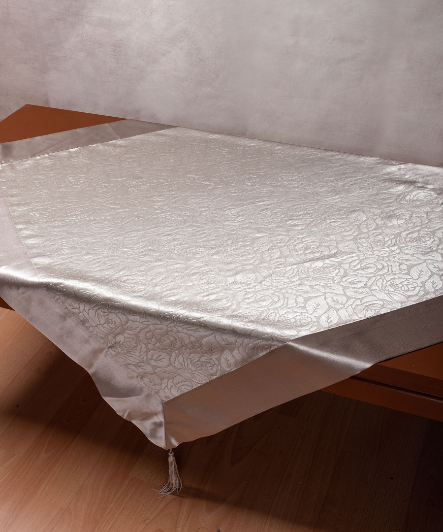 Σατέν τραπεζομάντηλο 2009 λουλούδι (130cm x 160cm) γκρί