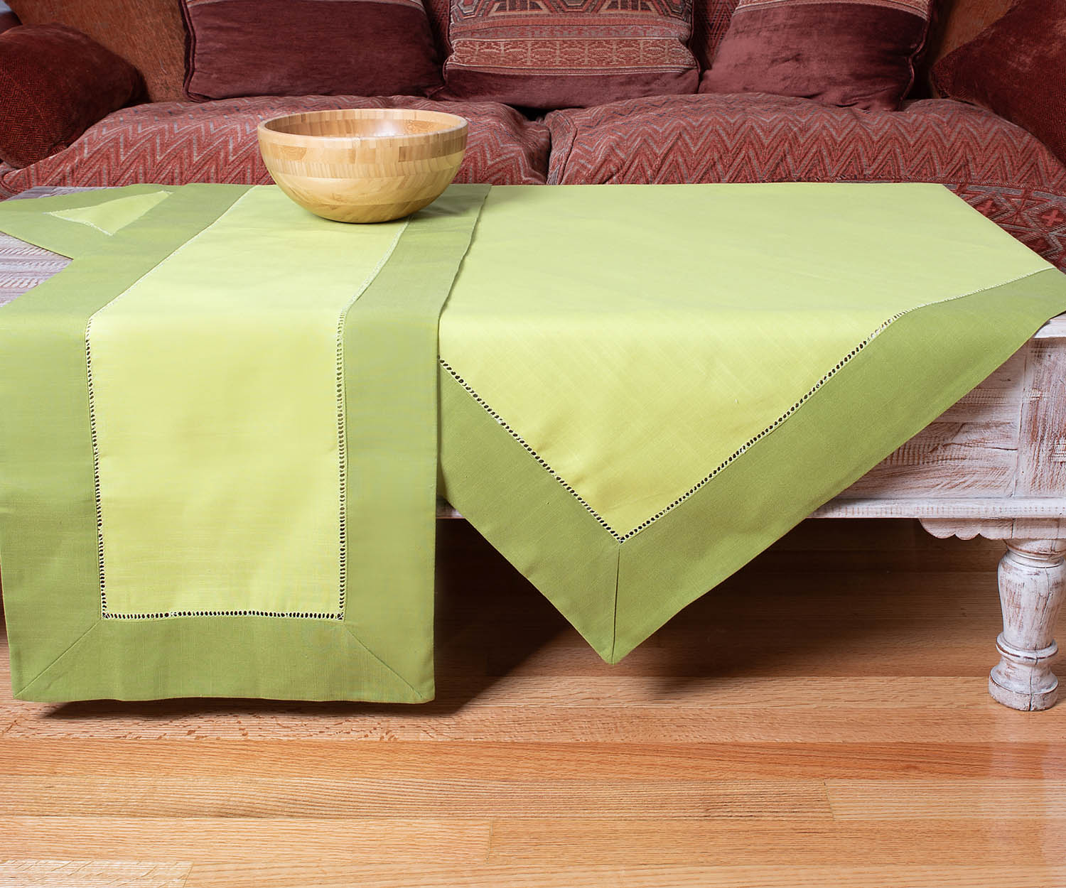 Τραπεζομάντηλο 160x250 Silk Fashion Bg17kyp-6 Κυπαρισί-Πράσινο