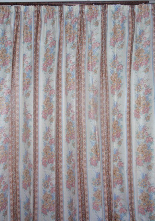 Κουρτίνα έτοιμη ραμμένη σατέν 102